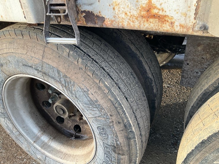 peerless-walking-floor-trailer-image-12