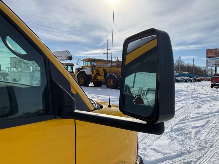 2009-chevrolet-express-3500-image-59