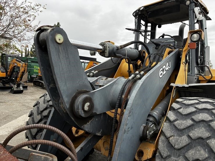 deere-624j-image-8