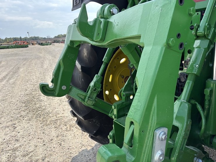 john-deere-8r-250-image-21