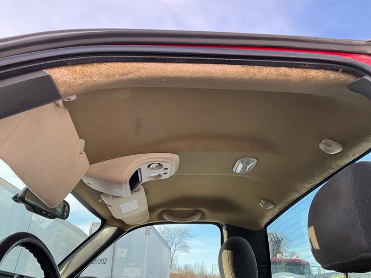 2005-chevrolet-k2500-image-72