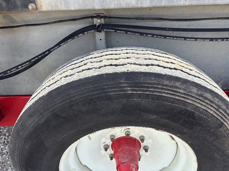 massey-ferguson-3732-image-20