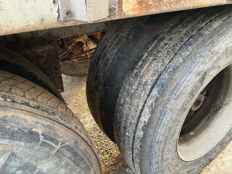 peerless-walking-floor-trailer-image-8