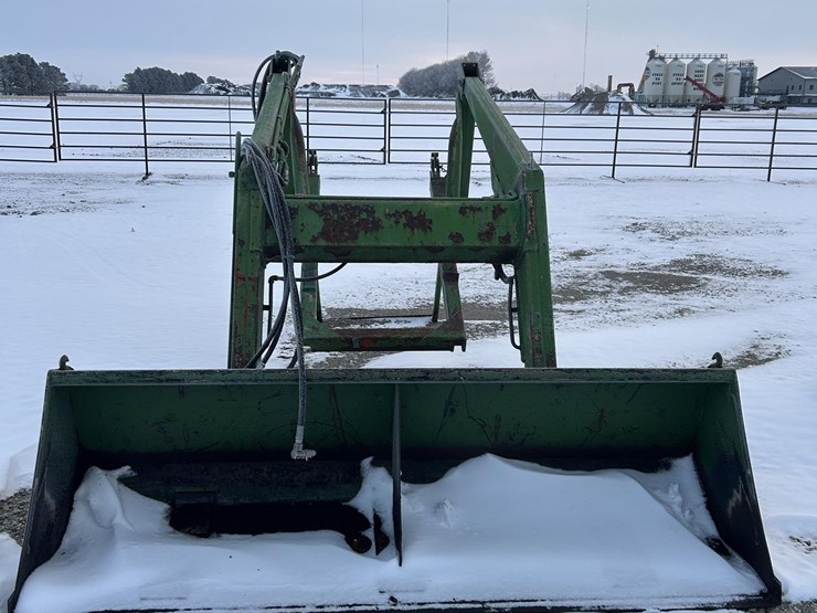 john-deere-loader-image-3
