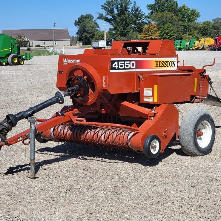HESSTON 4550