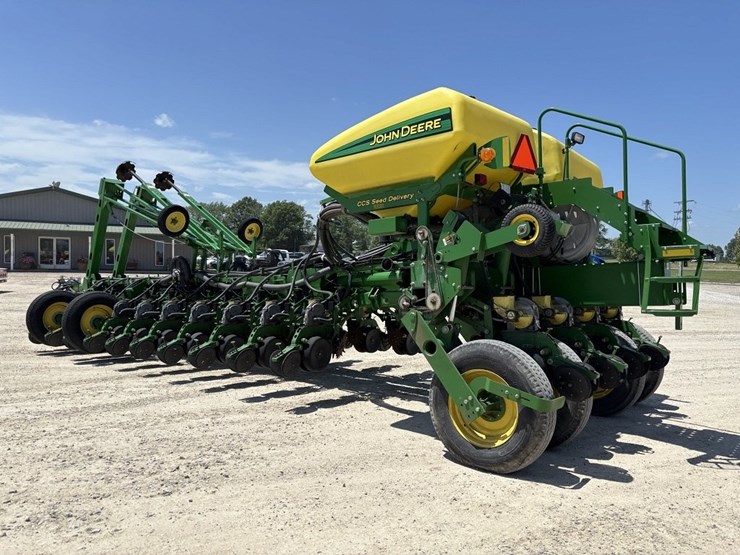 john-deere-s680-image-3