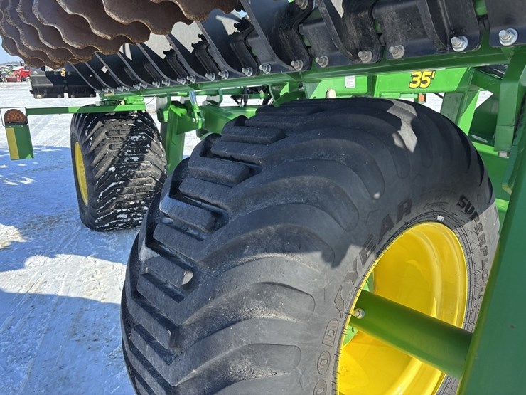 2024-john-deere-2680h-image-18