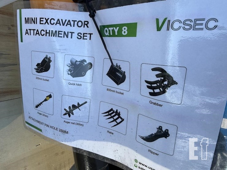 qty-(8)-cat-301-excavator-attachment-image-3