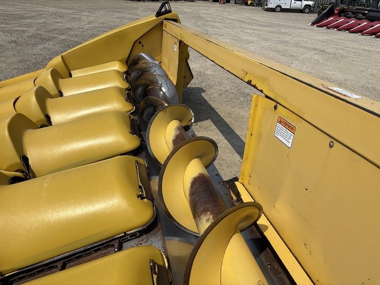 new-holland-996-image-31