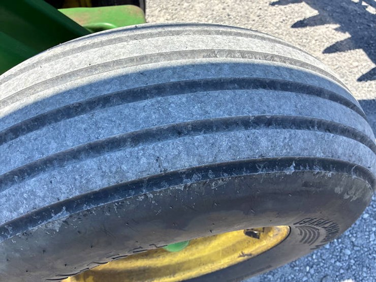 john-deere-637-image-31