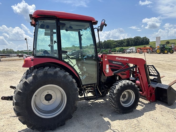 mahindra-2555-image-6