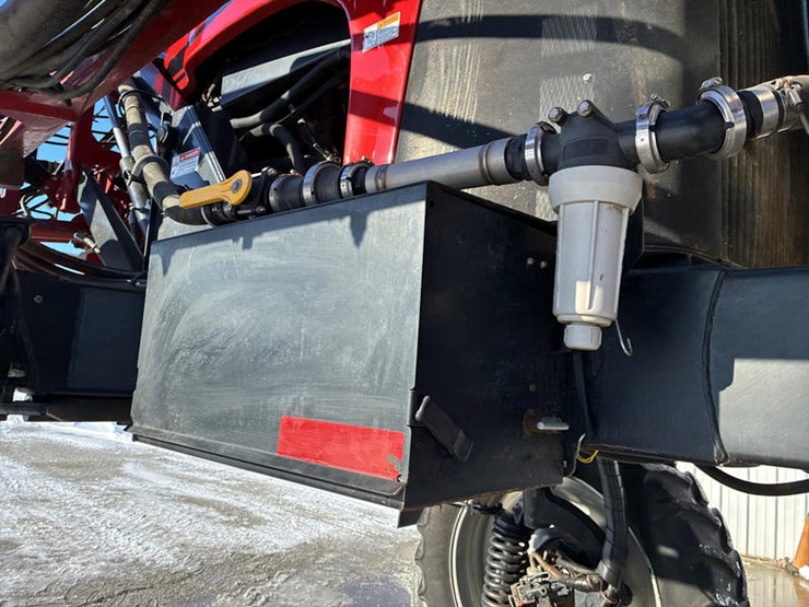 case-ih-patriot-3340-image-25