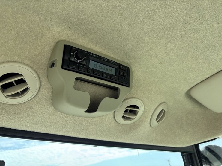 john-deere-3039r-image-34