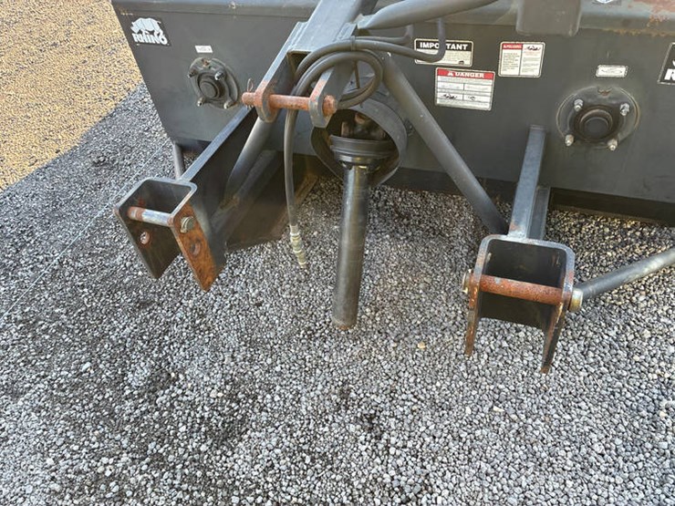 #114045-•-rhino-8600a-#10012-twin-chute-snow-blower-image-16
