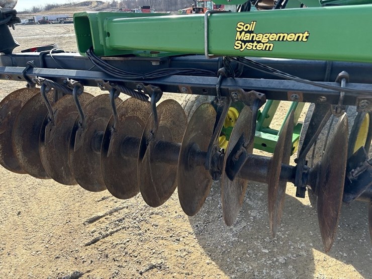 john-deere-637-image-25