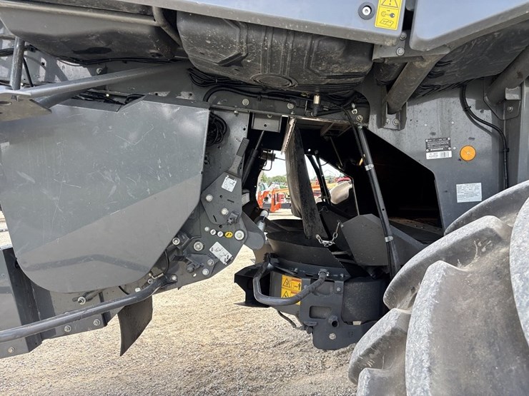 claas-lexion-8600tt-image-22