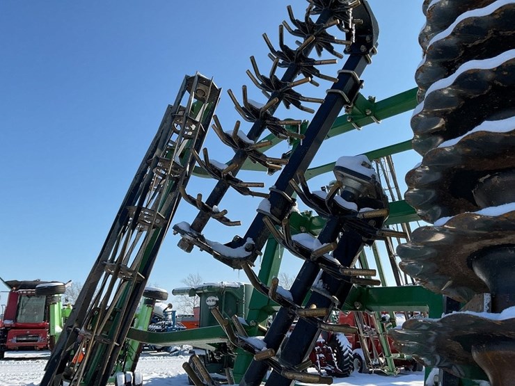 great-plains-h1100-25’-terramax-image-18