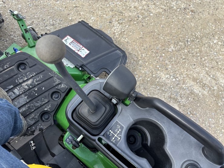 john-deere-1025r-image-45