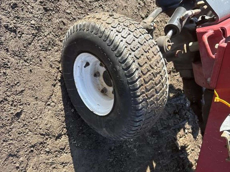 toro-groundsmaster-328d-image-9