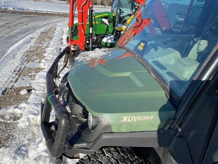 john-deere-gator-image-8