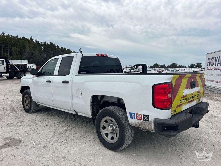 2017-chevrolet-silverado-1500-image-4