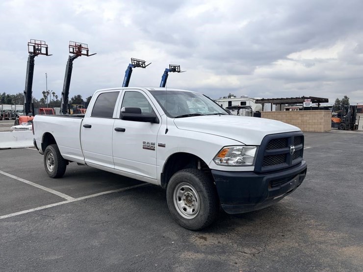 dodge-ram-2500-image-2