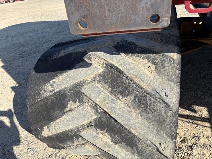 caterpillar-36-image-13