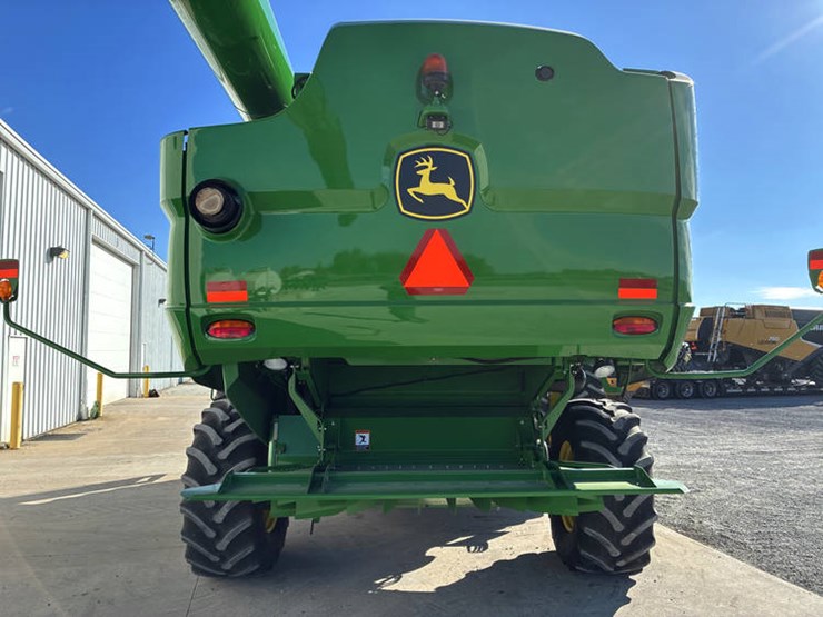 john-deere-s670-image-6