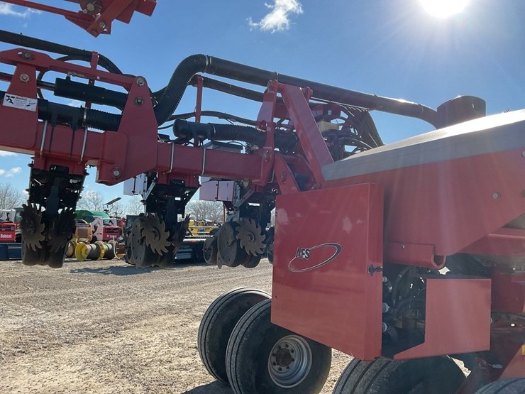 case-ih-1200-image-27