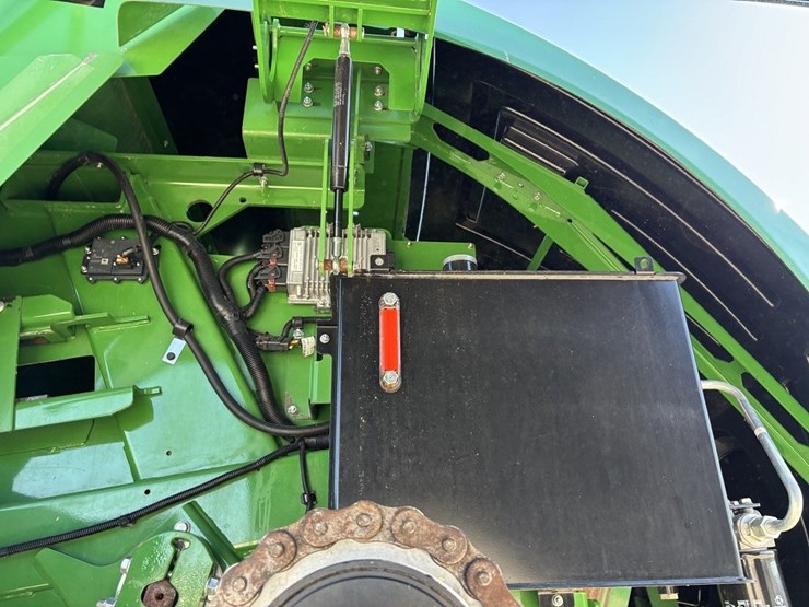 john-deere-l341-image-17