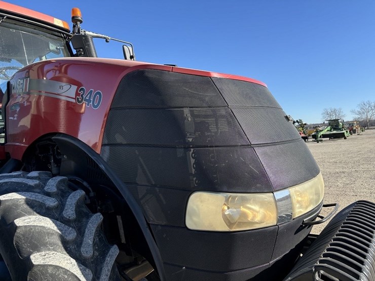 2014-case-ih-340-image-56