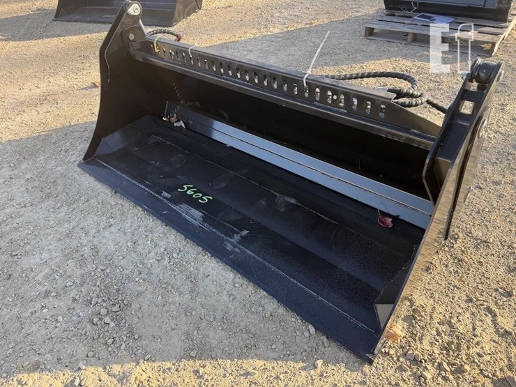 skid-steer-4-in-1-bucket-image-2