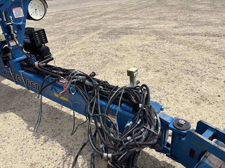 2012-kinze-3660-image-9