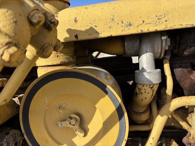 caterpillar-d7-image-39