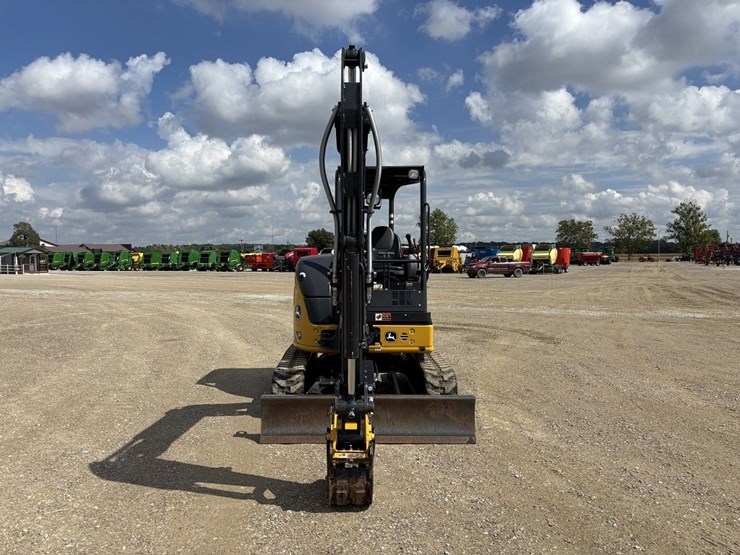 2024-john-deere-35p-mini-excavator-image-9