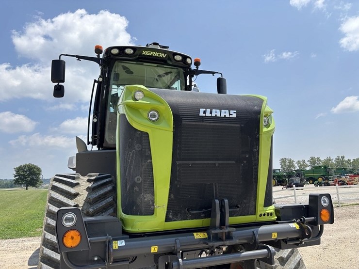 claas-xerion-5000-image-11