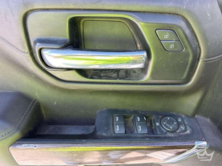 2021-chevrolet-silverado-1500-image-12