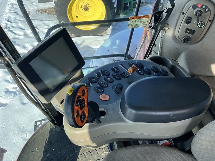 case-ih-8010-image-40