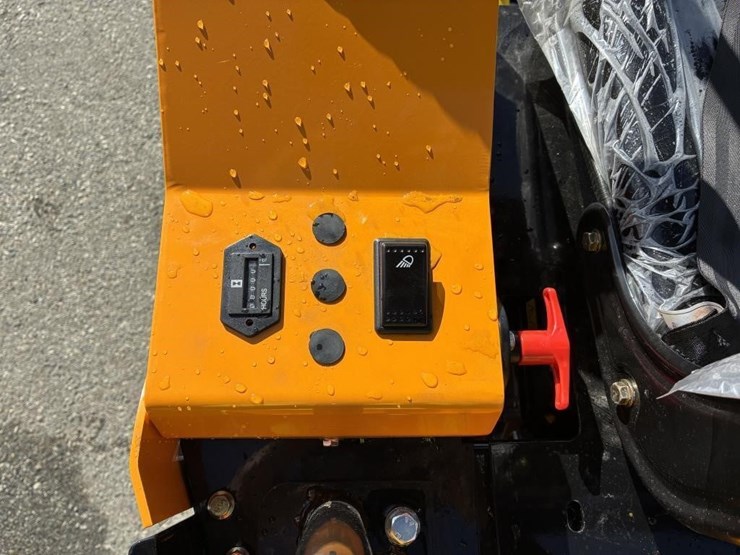 2025-miva-va15-hydraulic-excavator-image-20