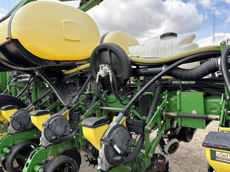 john-deere-1770nt-image-56