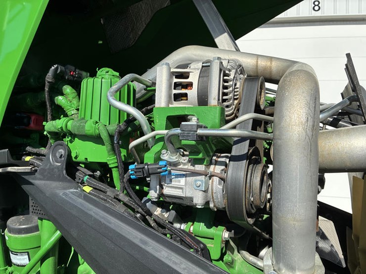 john-deere-8r-340-image-42