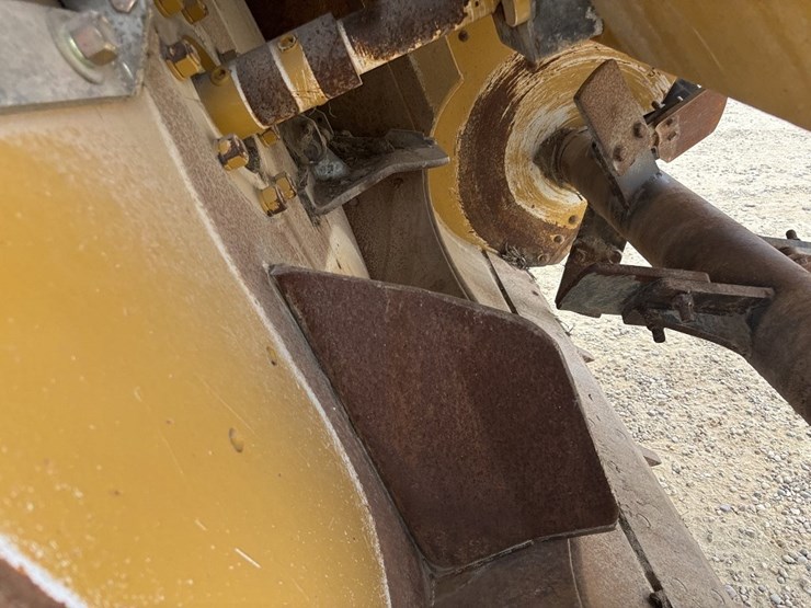 dynamic-wolverine-pull-type-ditcher-image-35