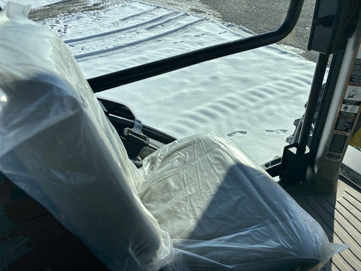 john-deere-8r-410-image-51