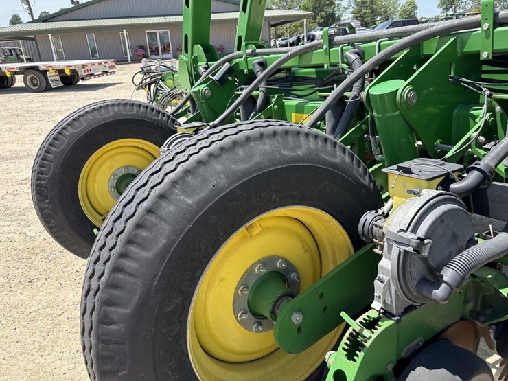 john-deere-s680-image-53