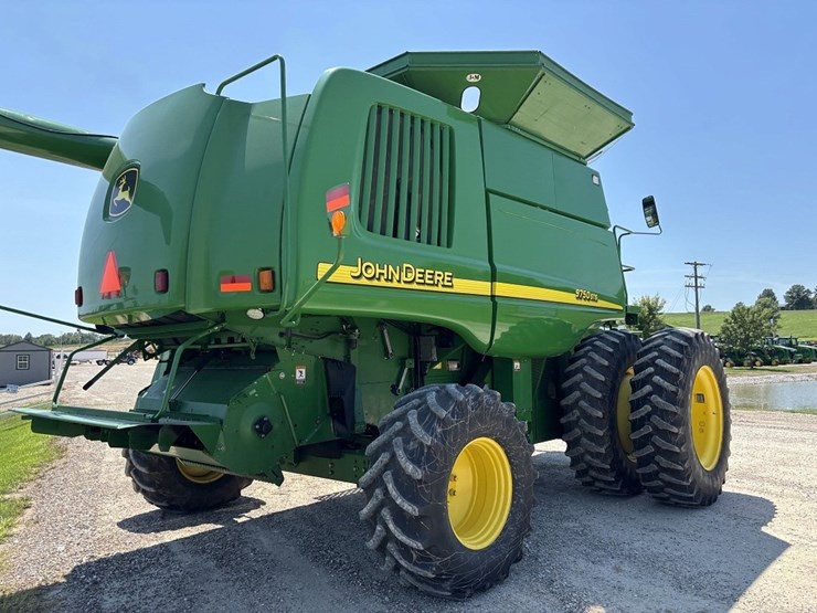 john-deere-3000-image-8