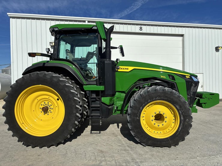 john-deere-8r-340-image-4