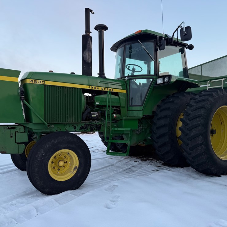 JOHN DEERE 4630