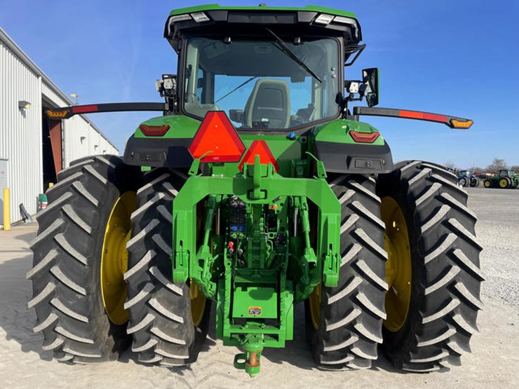 john-deere-8r-370-image-6