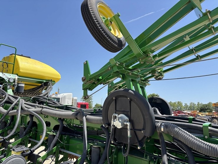 john-deere-s680-image-23