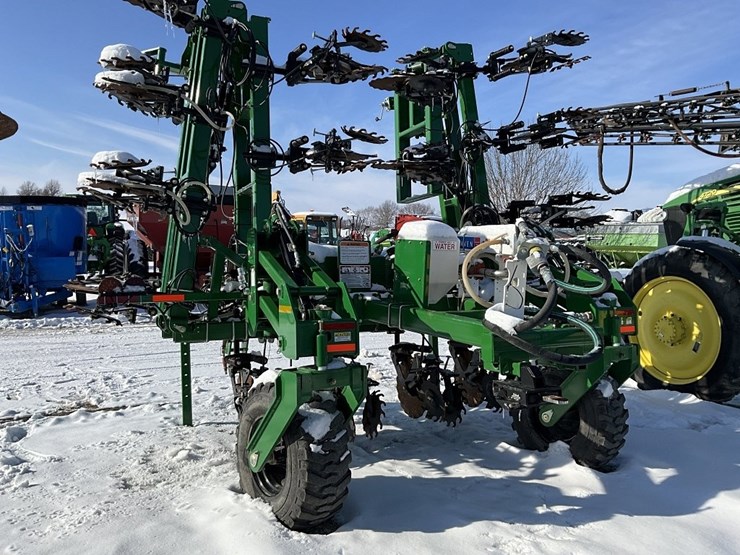 john-deere-3000-image-10